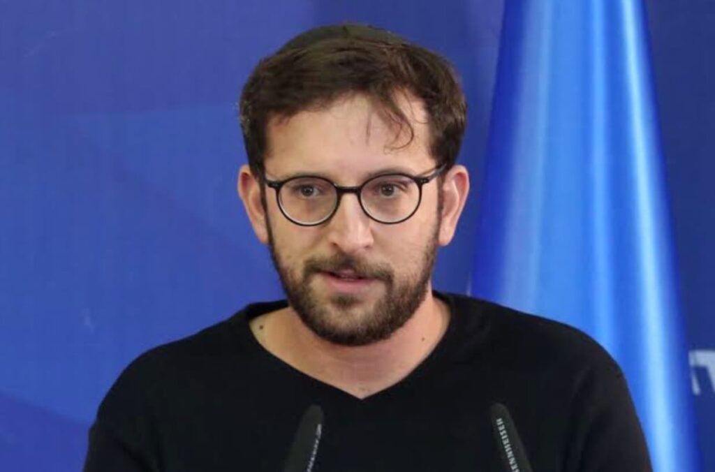יונתן אוריך, דוברו של ראש הממשלה, בנימין נתניהו. צילום: מסך ויקיפדיה