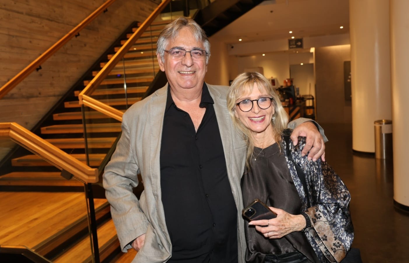 המחזאי והבמאי הלל מיטלפונקט ורעייתו יעל דן. צילום: רפי דלויה