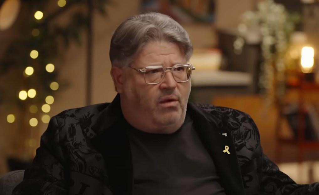 איש התקשורת הבכיר, רני רהב. צילום: מסך מתוך התוכנית "פגישה עם רוני קובן"