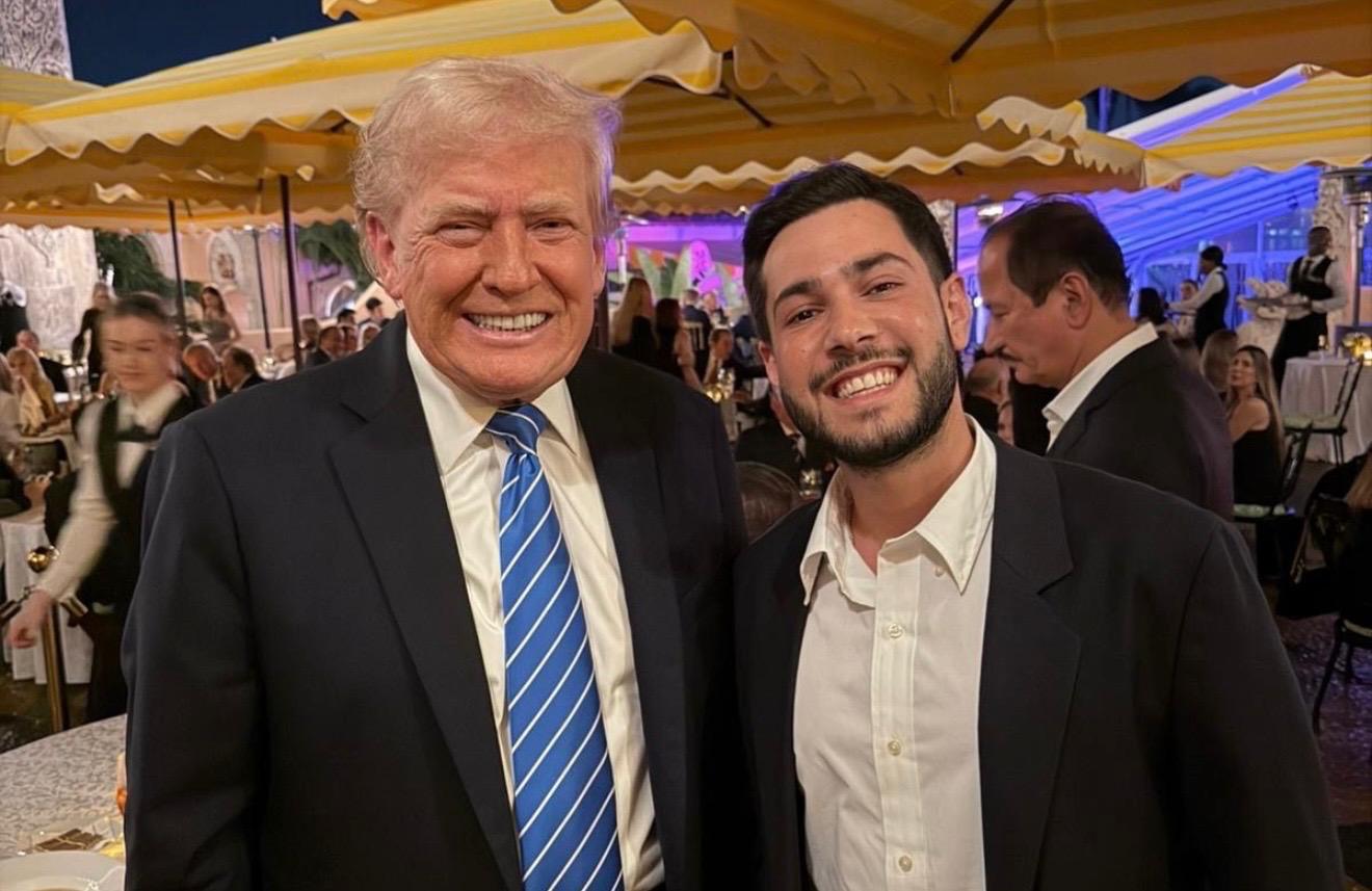 שורד השבי אלי-ה כהן ונשיא ארה"ב, דונלד טראמפ. צילום: אור גפן תקשורת