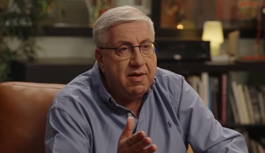 הפרשן הפוליטי הבכיר של "ערוץ 14", יעקב ברדוגו. צילום: מסך ערוץ "כאן11"