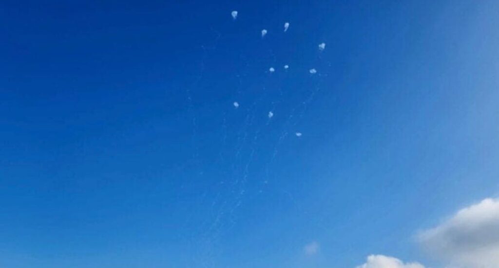 ארגון הטרור חיזבאללה פתח בירי טילים לעבר חיפה. צילום: אייל מרגלית