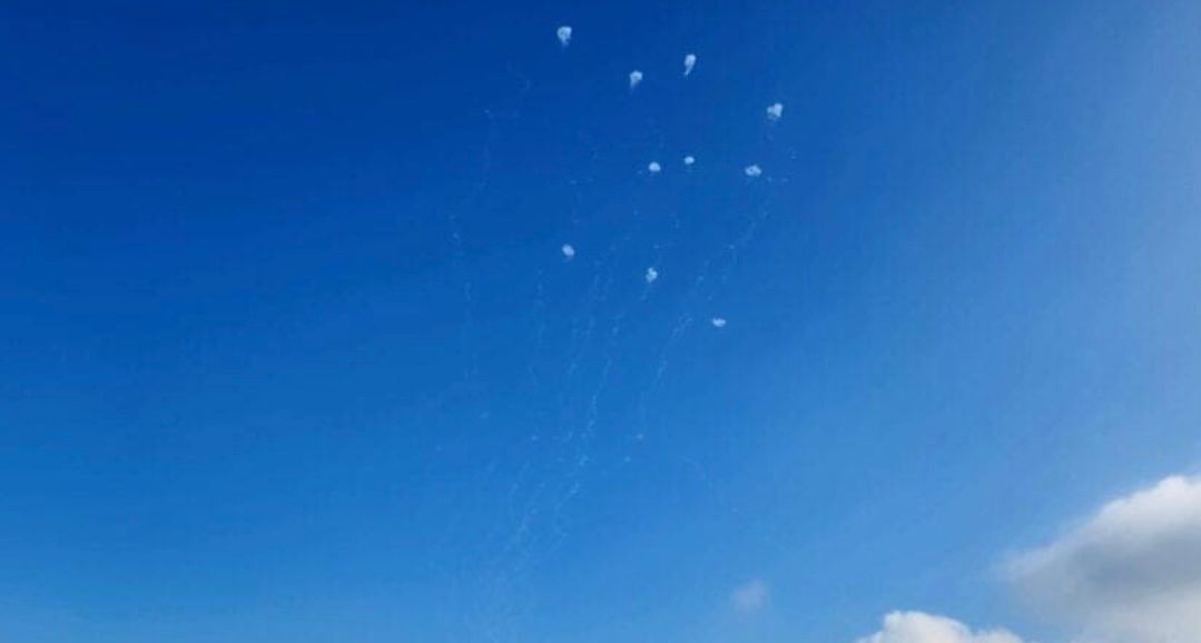 ארגון הטרור חיזבאללה פתח בירי טילים לעבר חיפה. צילום: דובר צה"ל