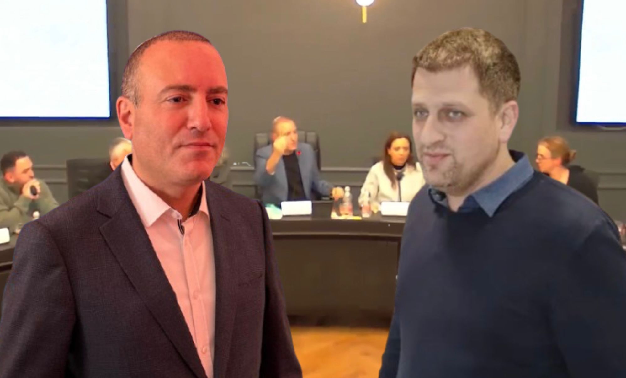 יו"ר האופוזיציה ברחובות יניב מרקוביץ' (מימין) וראש העיר רחובות, מתן דיל (משמאל). צילום: מסך רשתות חברתיות\מערכת "פוסט ניוז"