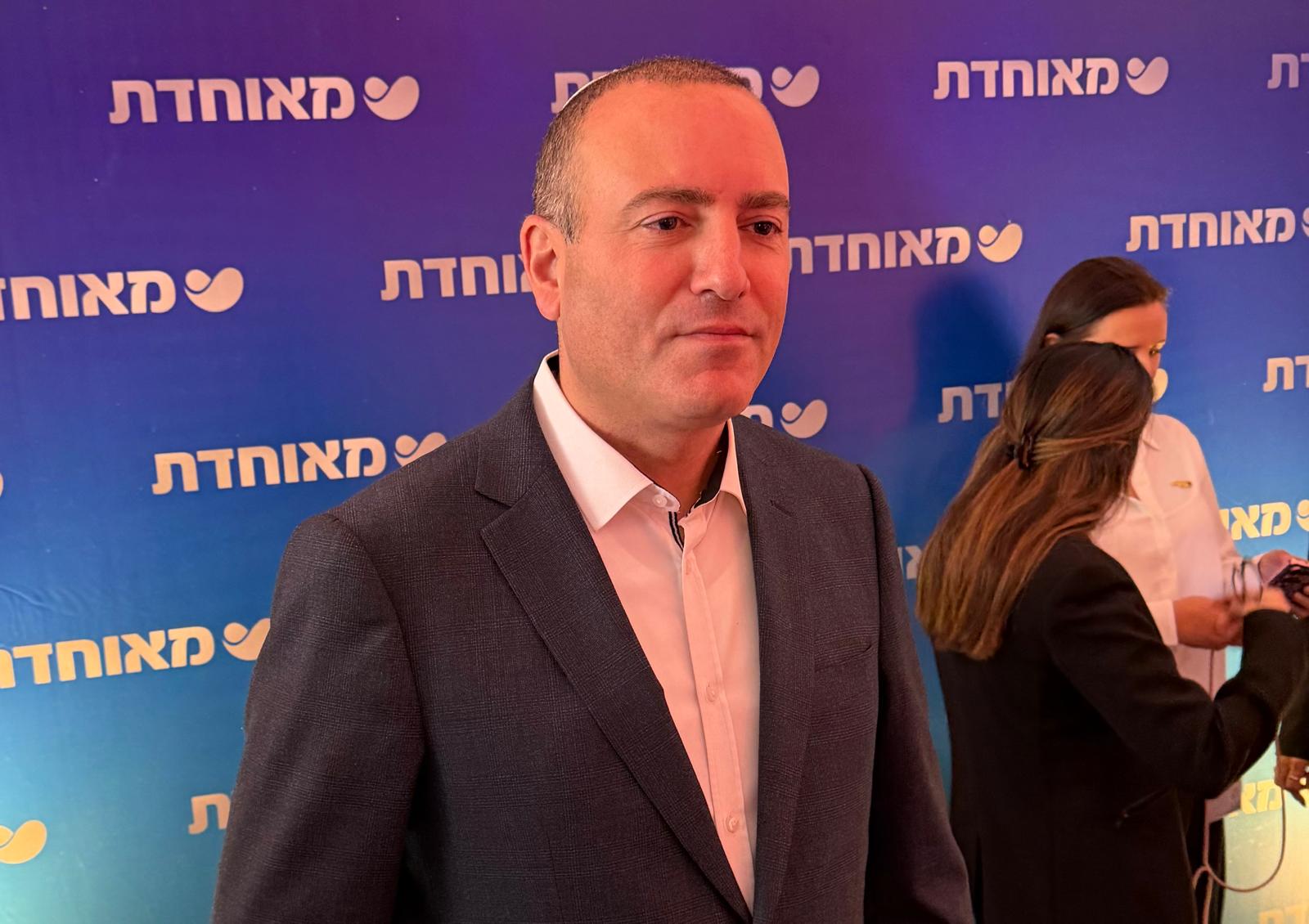 יפתור את הסוגייה? ראש העיר רחובות, מתן דיל. צילום: מערכת "פוסט ניוז"