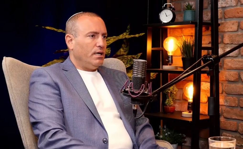 ראש העיר רחובות, מתן דיל. צילום: מסך רשתות חברתיות\פודקאסט מרכז הנדל"ן