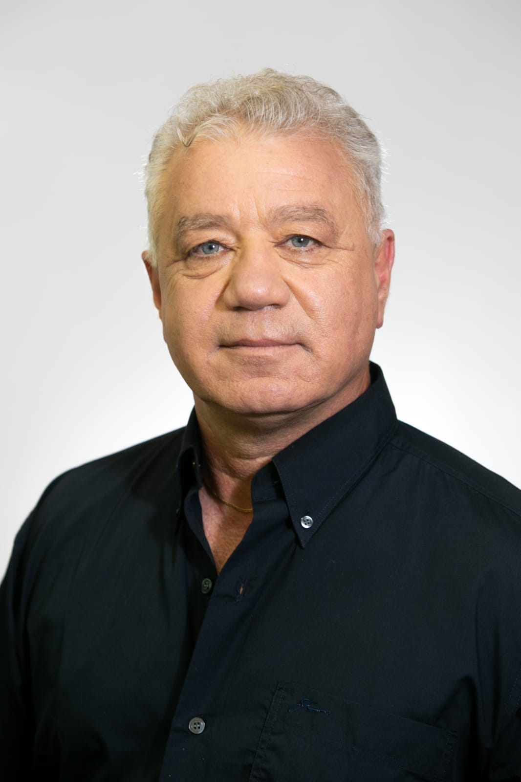 ד"ר אבי צרפתי, הרופא הווטרינר העירוני, ומנהל השירות הווטרינרי, צילום: אלירן אביטל