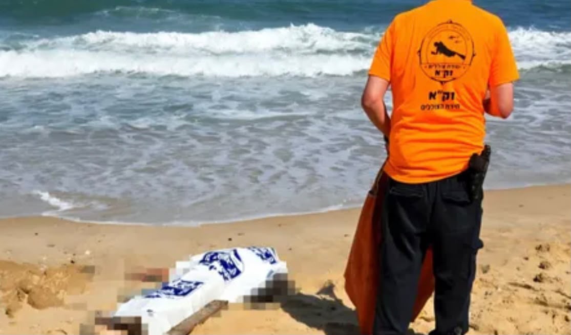 גופת גבר נמצאה בחוף באשקלון. צילום: זק"א