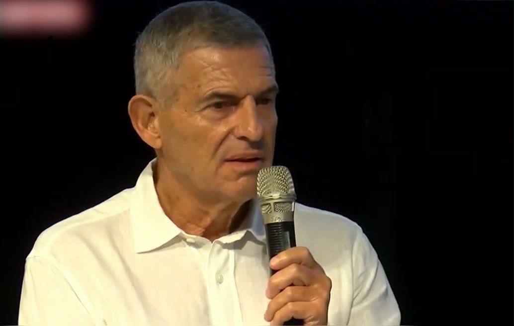 ד"ר שמואל חרל"פ הלך לעולמו בגיל 82. צילום: מסך יוטיוב כלכליסט\מסך רשתות חברתיות